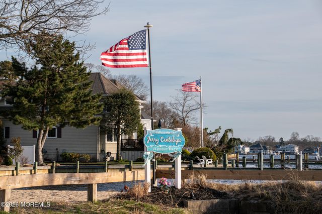 61 River Drive, Toms River, NJ 08753