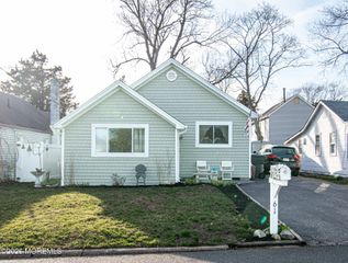 61 River Drive, Toms River, NJ 08753