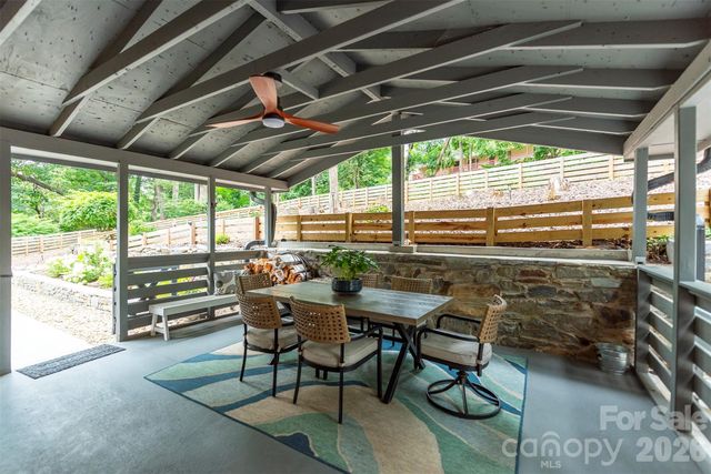 53 Vanderbilt Terrace, Asheville, NC 28806