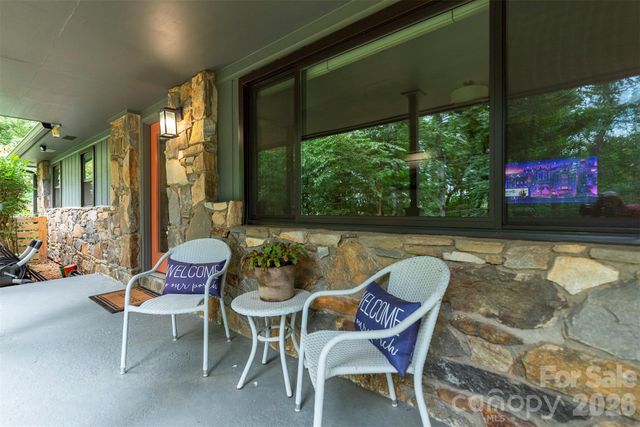 53 Vanderbilt Terrace, Asheville, NC 28806
