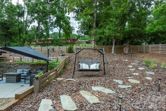 53 Vanderbilt Terrace, Asheville, NC 28806