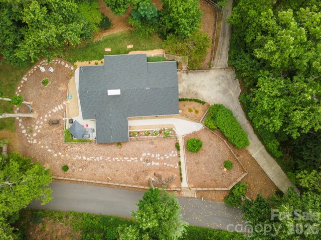 53 Vanderbilt Terrace, Asheville, NC 28806