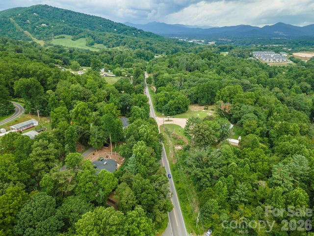 53 Vanderbilt Terrace, Asheville, NC 28806