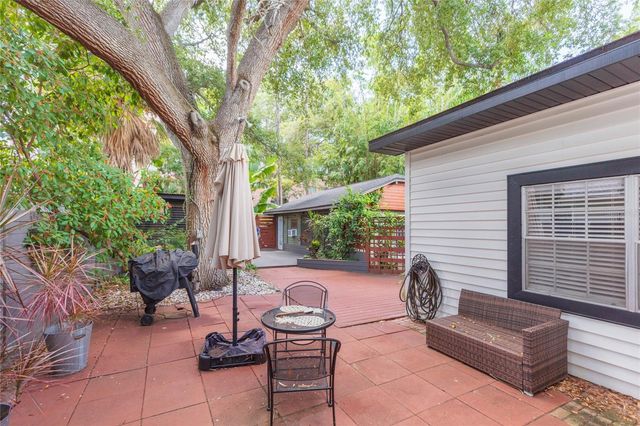 3114 W HAWTHORNE ROAD, Tampa, FL 33611