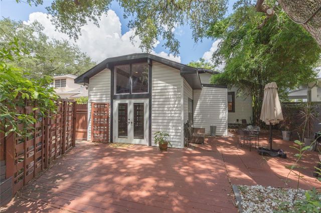 3114 W HAWTHORNE ROAD, Tampa, FL 33611