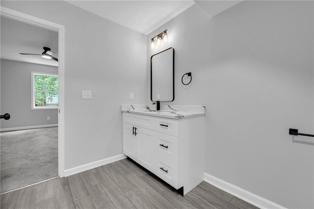 1044 Autumn Crest Court, Stone Mountain, GA 30083