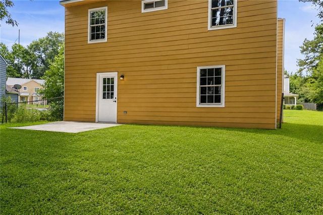 1044 Autumn Crest Court, Stone Mountain, GA 30083