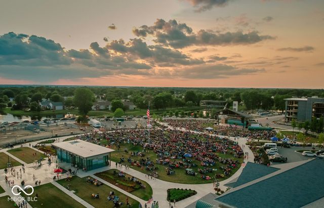 10967 Preservation Point, Fishers, IN 46037