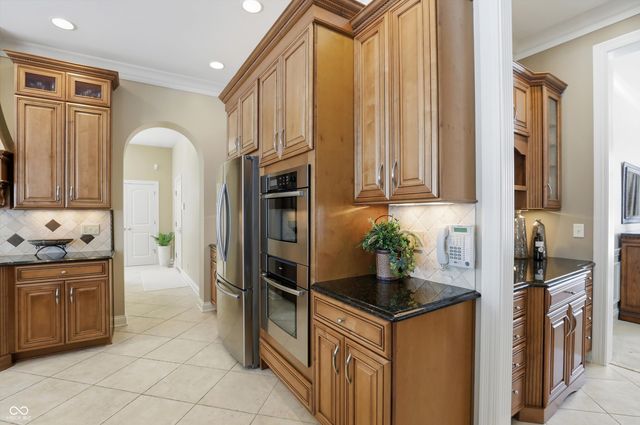 10967 Preservation Point, Fishers, IN 46037