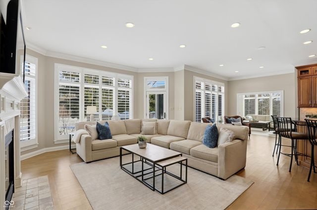 10967 Preservation Point, Fishers, IN 46037