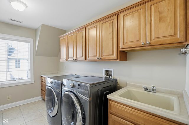 10967 Preservation Point, Fishers, IN 46037