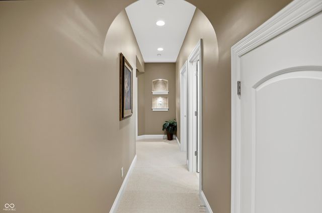 10967 Preservation Point, Fishers, IN 46037