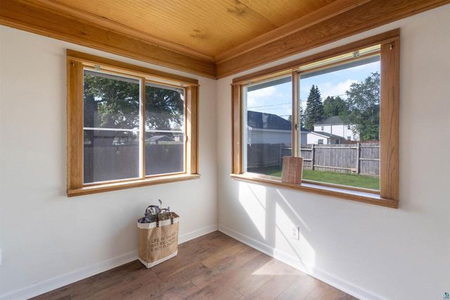 808 E 7th St, Superior, WI 54880