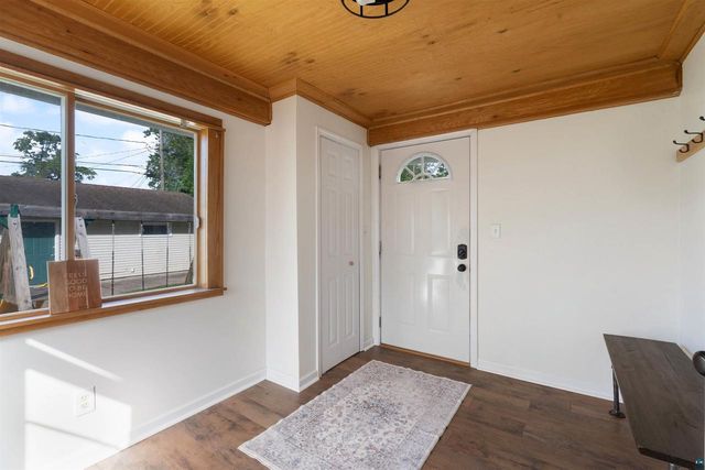 808 E 7th St, Superior, WI 54880