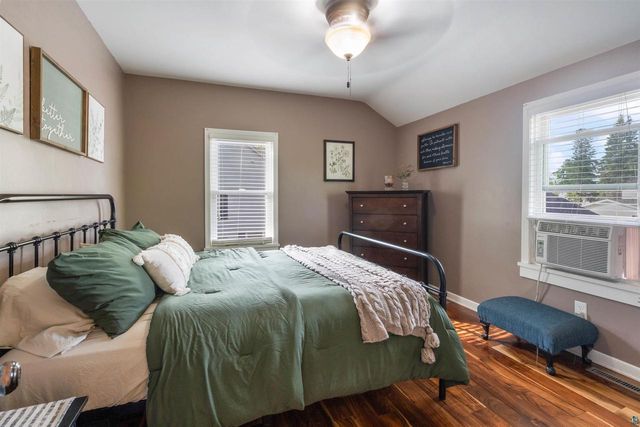 808 E 7th St, Superior, WI 54880