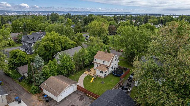 808 E 7th St, Superior, WI 54880