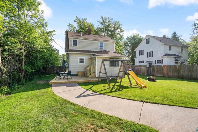 808 E 7th St, Superior, WI 54880