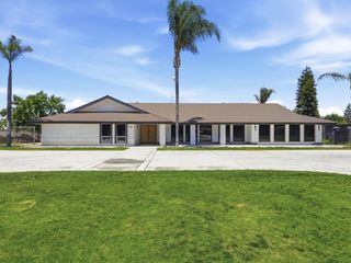 7280 W Menlo Avenue, Fresno, CA 93723