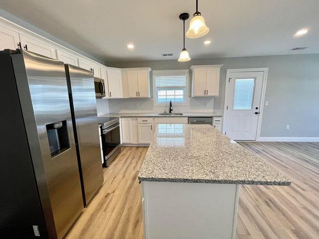 1025 Judah Bear Boulevard, Richmond, KY 40475