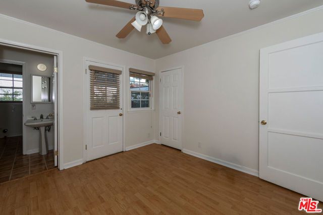 5260 Parkglen Avenue, Los Angeles, CA 90043