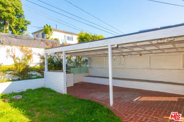 5260 Parkglen Avenue, Los Angeles, CA 90043