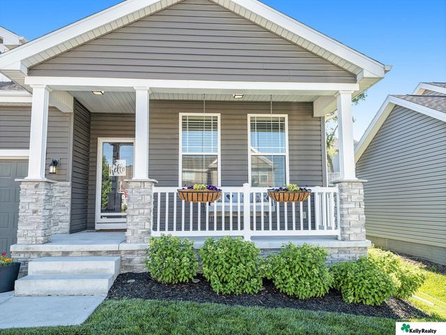 7912 S 185 Street, Omaha, NE 68136