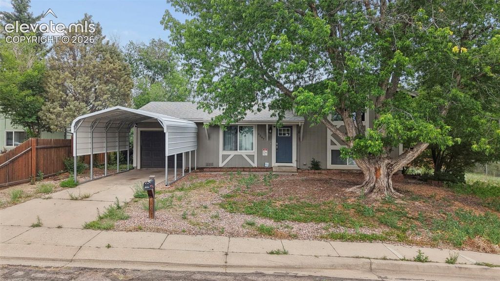 2297 Whitewood Drive, Colorado Springs, CO 80910 — photo 2