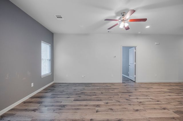 2801 17th Street, Fort Worth, TX 76106