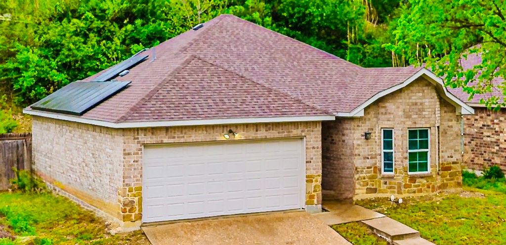 2801 17th Street, Fort Worth, TX 76106