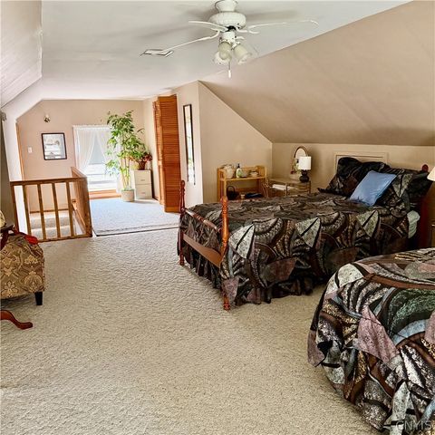 117 Fay Park Drive, Clay, NY 13212