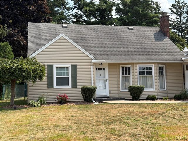 117 Fay Park Drive, Clay, NY 13212