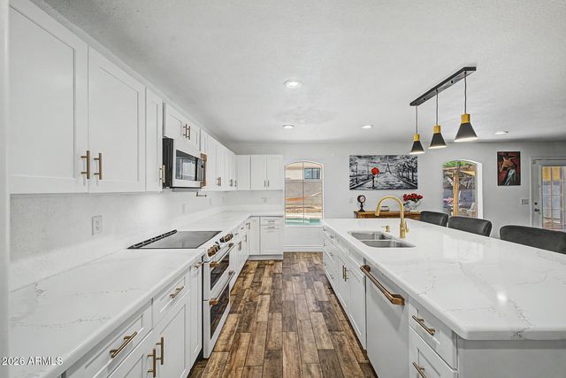 1910 E JUNE Circle, Mesa, AZ 85203