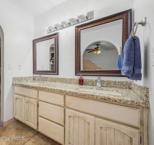 1910 E JUNE Circle, Mesa, AZ 85203