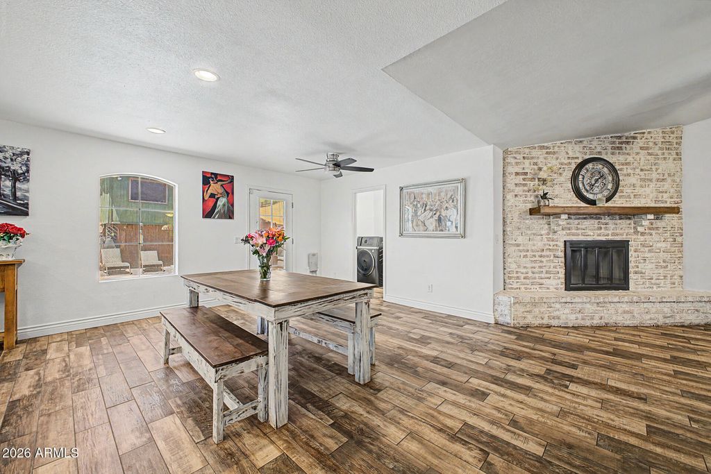 1910 E JUNE Circle, Mesa, AZ 85203 — photo 4