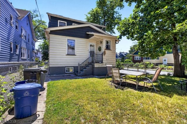 29 Orchard Rd, Maplewood Twp., NJ 07040