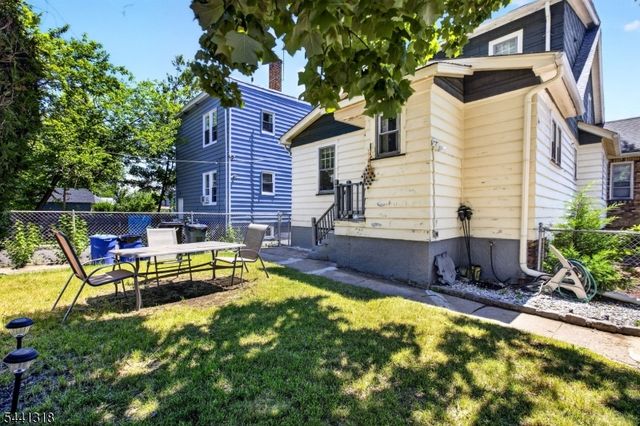 29 Orchard Rd, Maplewood Twp., NJ 07040
