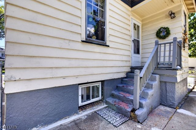 29 Orchard Rd, Maplewood Twp., NJ 07040