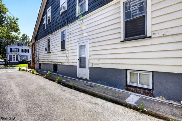 29 Orchard Rd, Maplewood Twp., NJ 07040