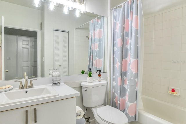 605 FAIRWAY DRIVE 203, St Augustine, FL 32084