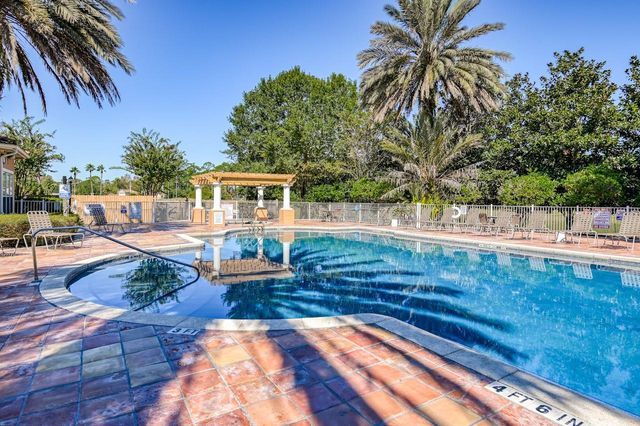 605 FAIRWAY DRIVE 203, St Augustine, FL 32084