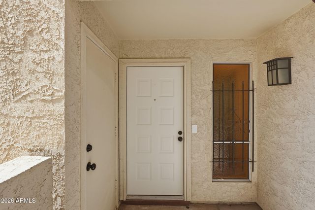 1924 E DUKE Drive, Tempe, AZ 85283