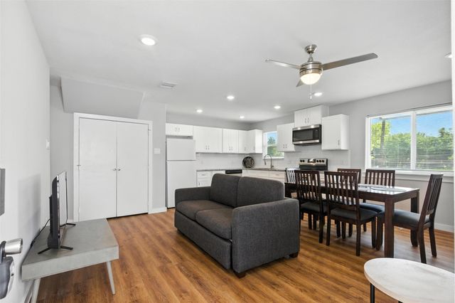 4112 Majestic Street AB, Houston, TX 77026