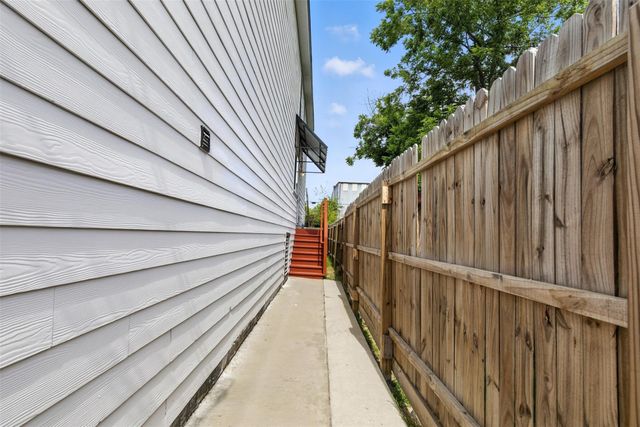 4112 Majestic Street AB, Houston, TX 77026