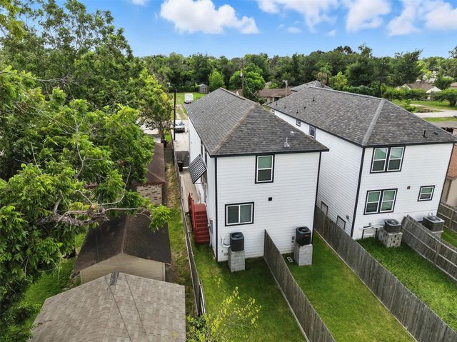 4112 Majestic Street AB, Houston, TX 77026