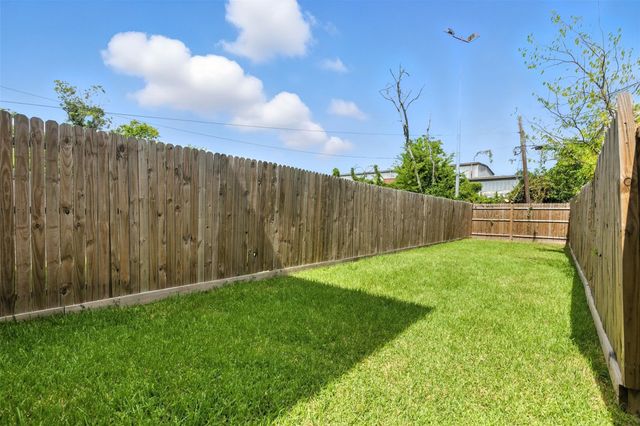 4112 Majestic Street AB, Houston, TX 77026