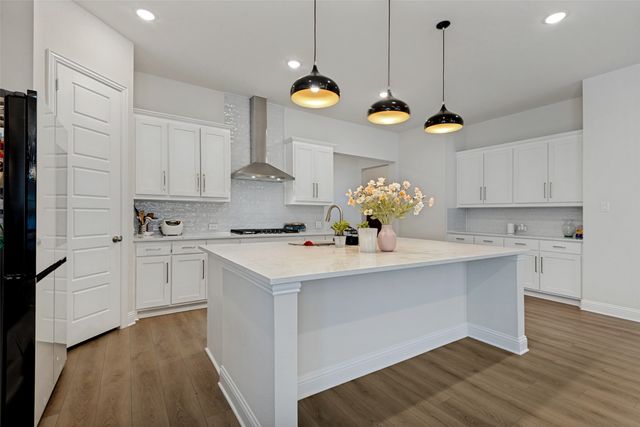 7104 Manhattan Drive, Rowlett, TX 75088