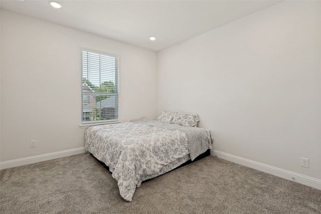 7104 Manhattan Drive, Rowlett, TX 75088
