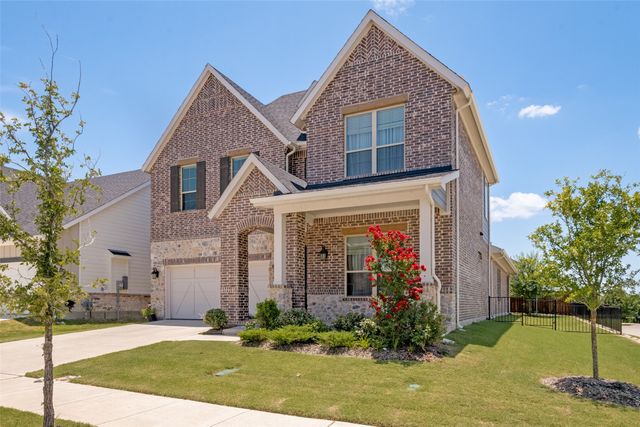 7104 Manhattan Drive, Rowlett, TX 75088