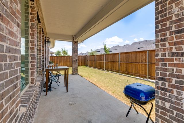 7104 Manhattan Drive, Rowlett, TX 75088
