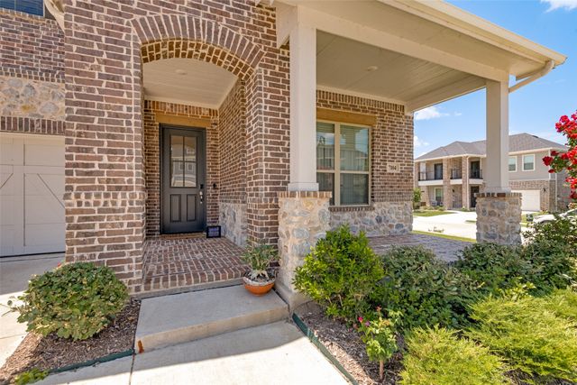7104 Manhattan Drive, Rowlett, TX 75088